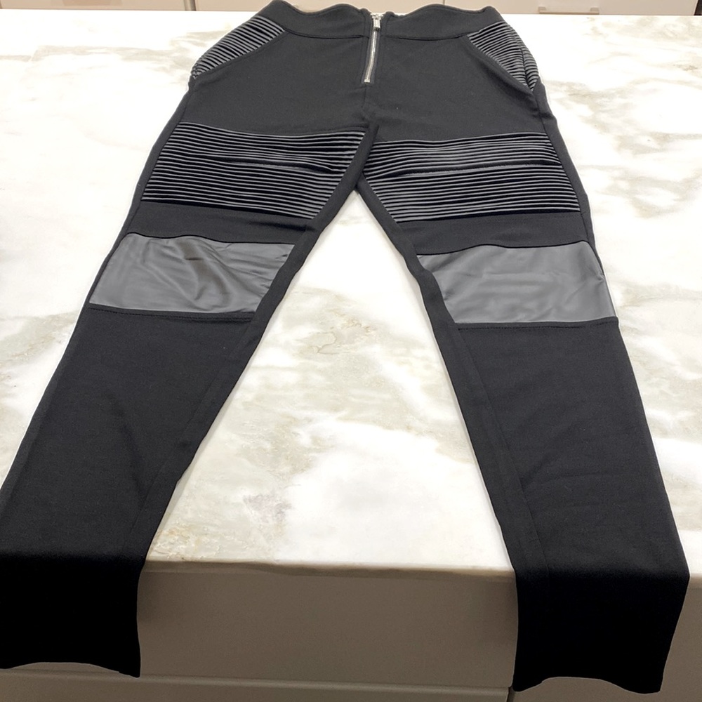 Maniere de Voir pants with faux leather details